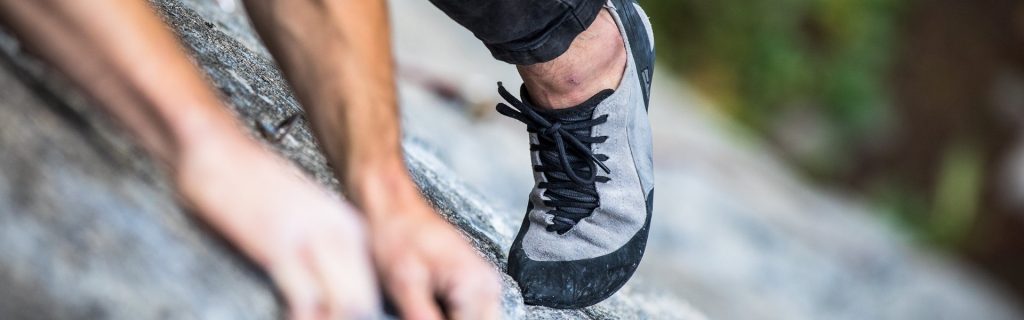 5 Best Beginner Climbing Shoes - Your First Step On The Way To The Top