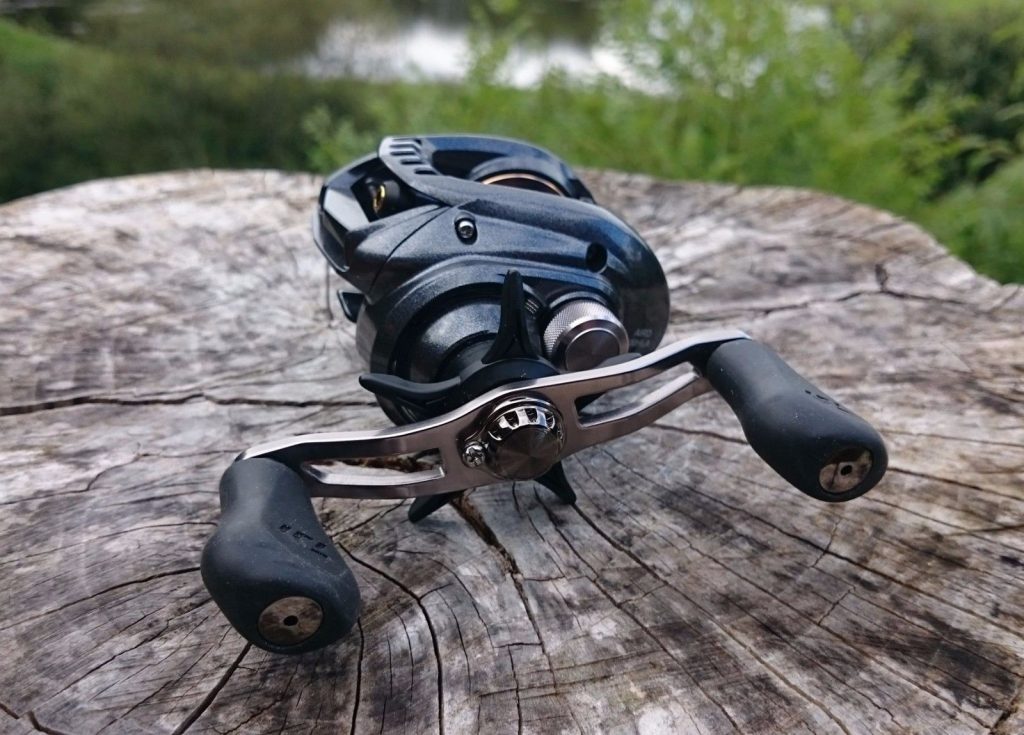 10 Best Baitcasting Reels Under $100 for Saltwater and Freshwater Fishing (Winter 2022)