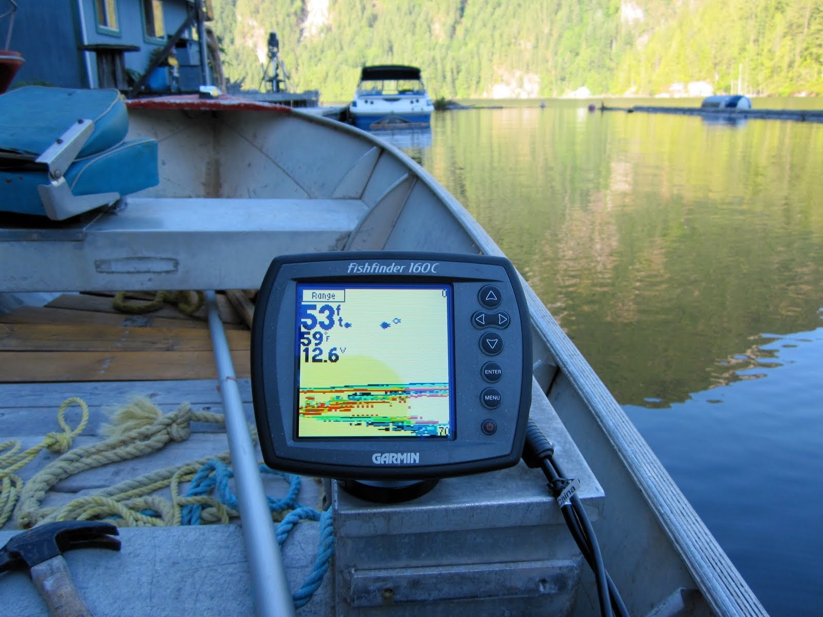 7 Best Fish Finder GPS Combos Reviewed in Detail (Fall 2024)