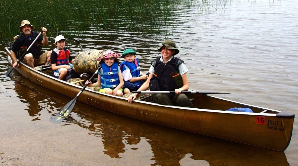 5 Best Family Canoes for an Unforgettable Vacation with Your Siblings (Winter 2022)