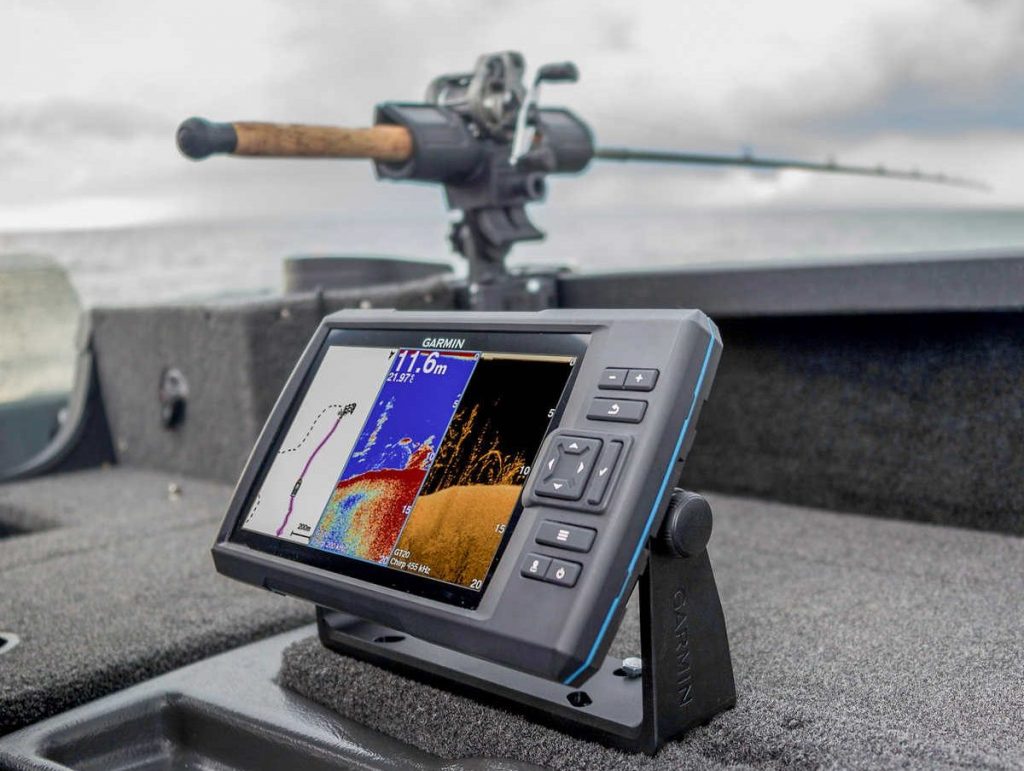 4 Best Fishfinder GPS Combos Under 1000 Dollars — Reviews and Buying Guide