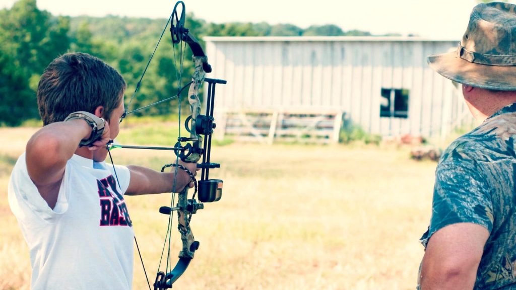 7 Best Youth Bows — Let Your Kids Become Professionals! (Winter 2022)