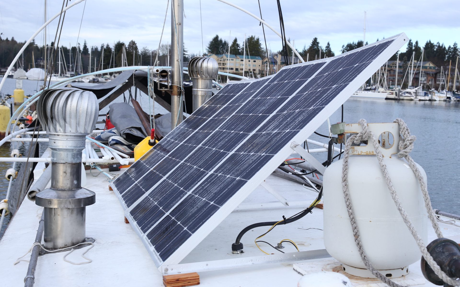 7 Best Marine Solar Panels Reviewed in Detail (Winter 2024)