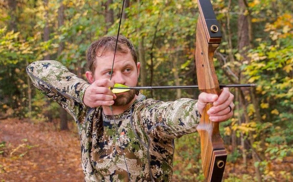 5 Best Survival Bows Reviewed in Detail (Summer 2023)