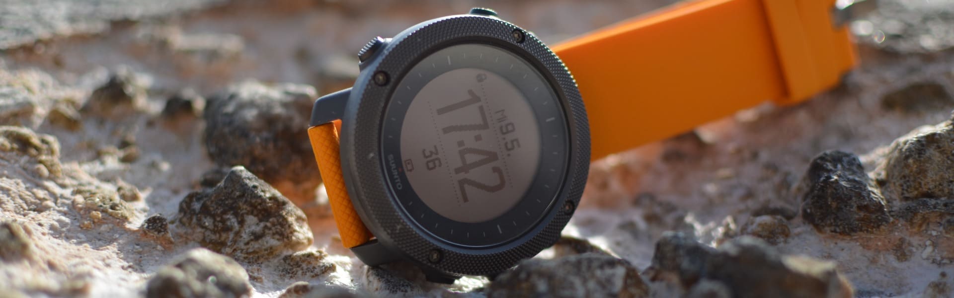 10 Best Altimeter Watches Reviewed in Detail (Winter 2023)