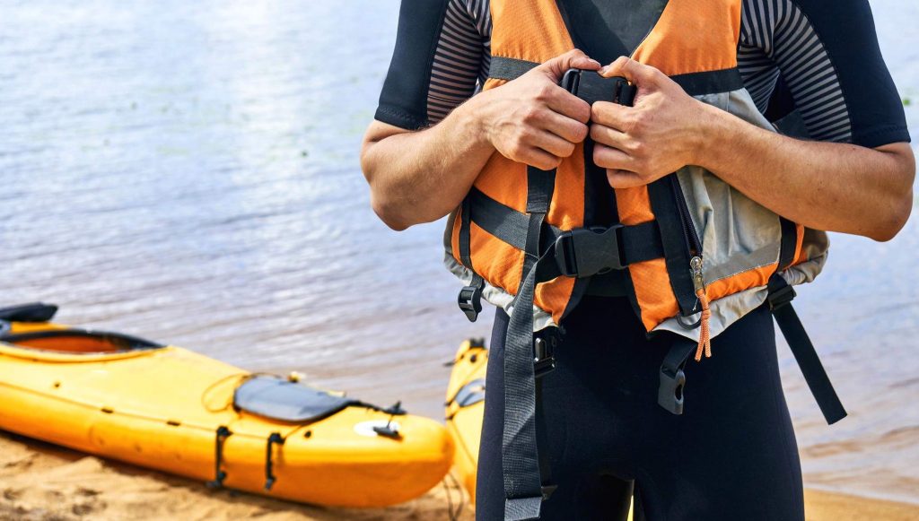 8 Best Kayak Life Vests - Maximum Safety and Comfort!