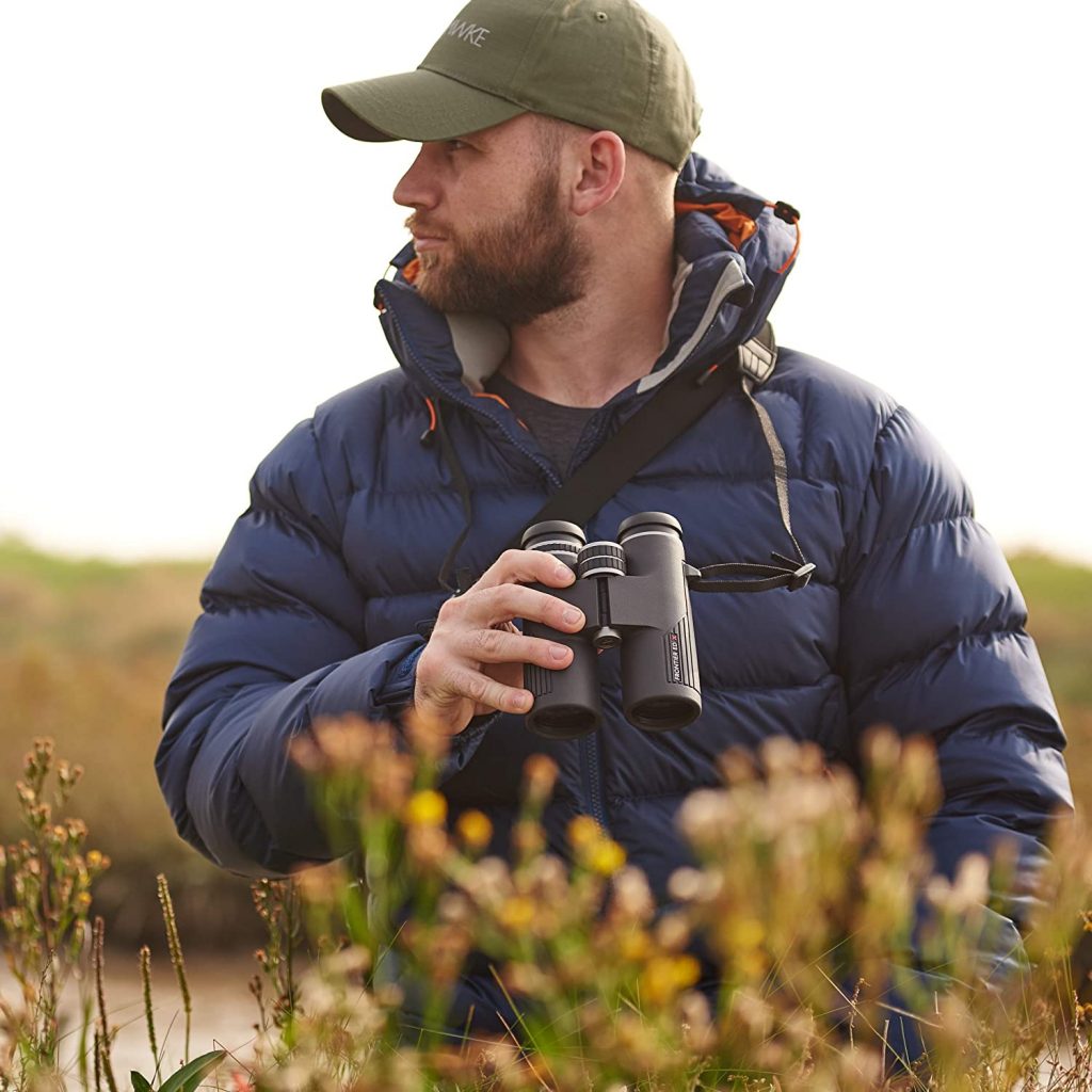 10 Best Binoculars for Safari – Enjoy Watching Wildlife! (Spring 2023)