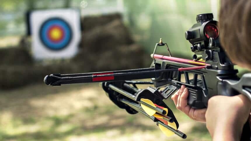 How to Shoot a Crossbow Accurately: An in-Detail Guide for Beginners